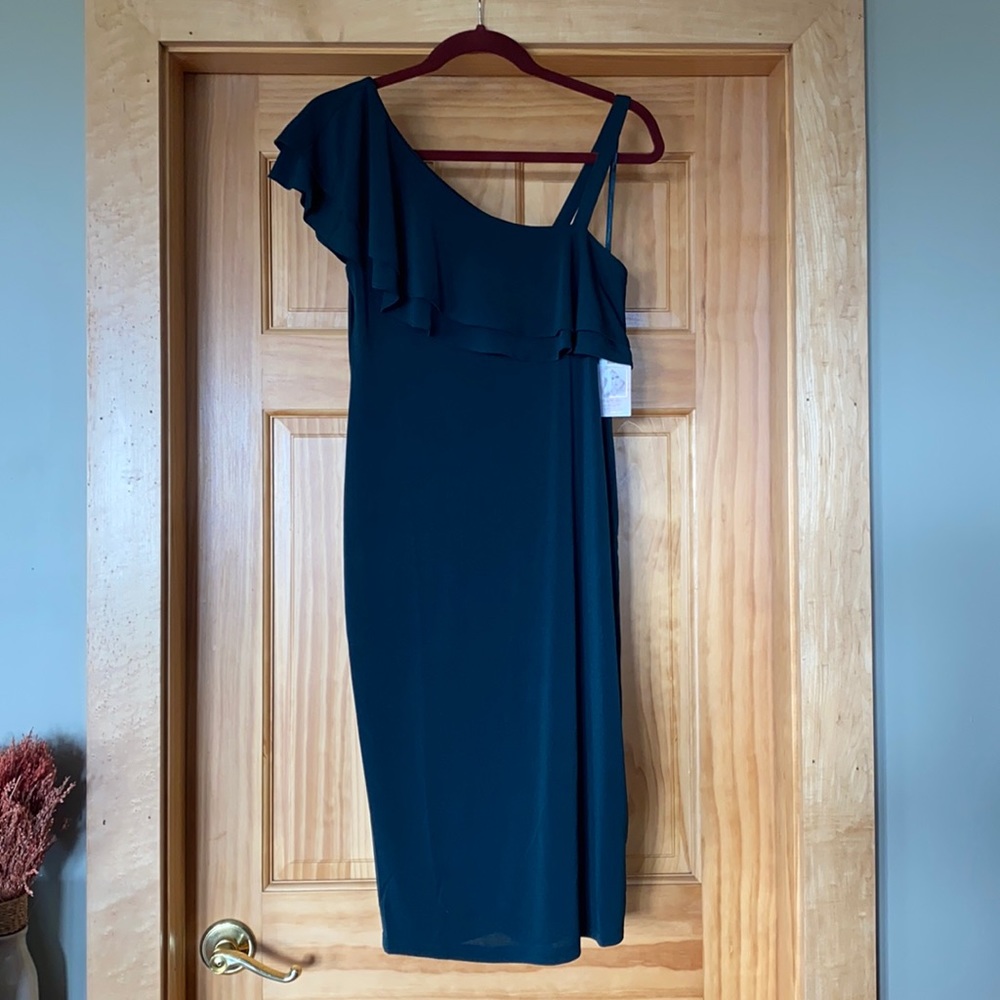 Jessica Simpson Maternity Dress